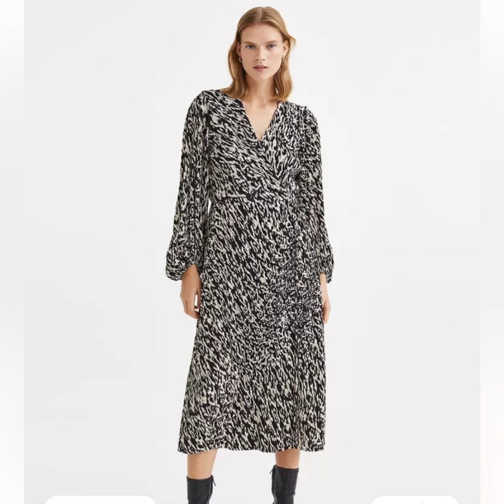 H&M pleated wraparound women dress